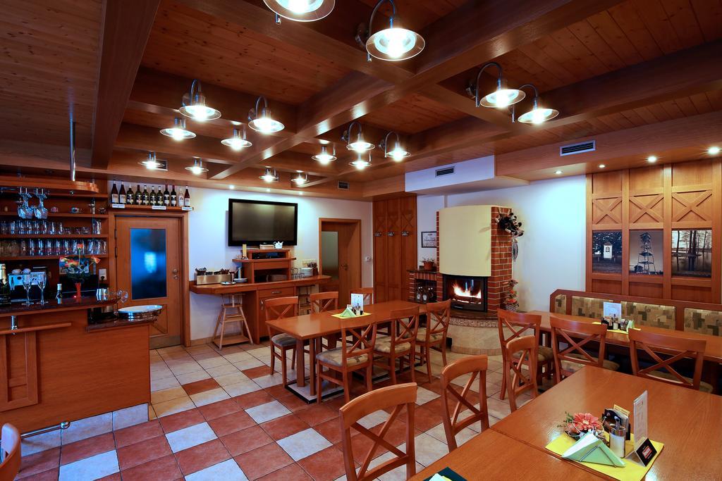 Wellness Penzion Pod Rozhlednou Kostelec nad Orlicí Exterior photo